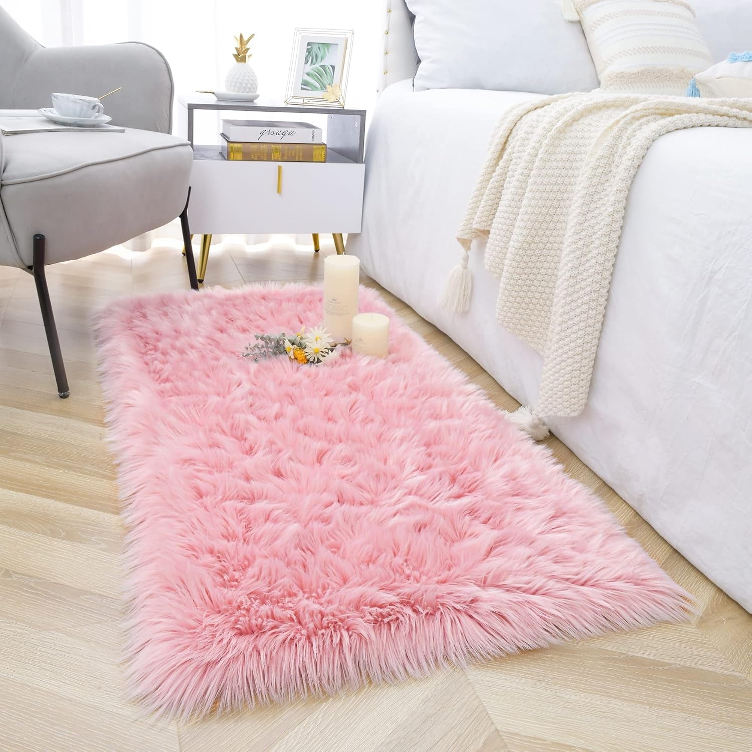 Luxury Fluffy Rugs Bedroom Furry Carpet Bedside Faux Fur Sheepskin Area Rugs Children Play Princess Room Decor Rug, 2 X 4 Feet