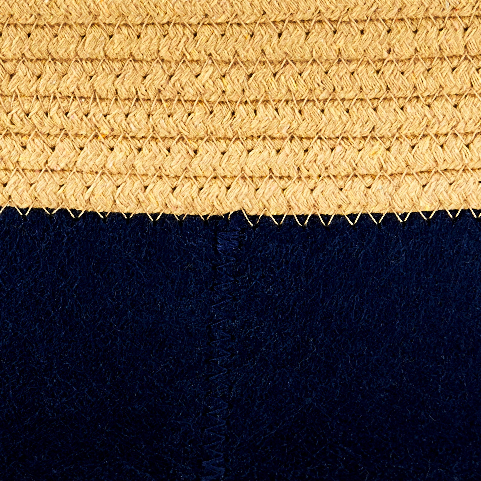 19-Inch Oval Multicolored Woven Felt Rope Cat Bed with Catnip