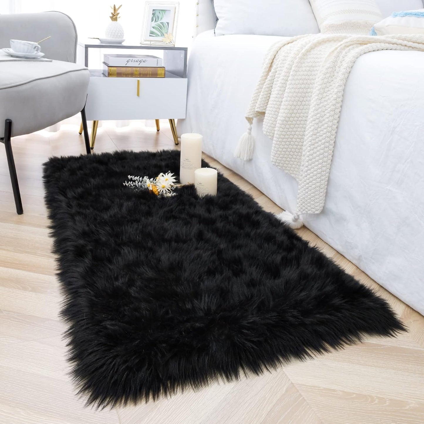 Luxury Fluffy Rugs Bedroom Furry Carpet Bedside Faux Fur Sheepskin Area Rugs Children Play Princess Room Decor Rug, 2 X 4 Feet